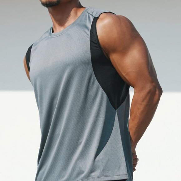 LEEG O LENS Other - NWT Muscle Tank Top Gym Work out Quick Dry